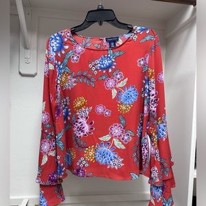 Women’s Blouse with bell sleeves